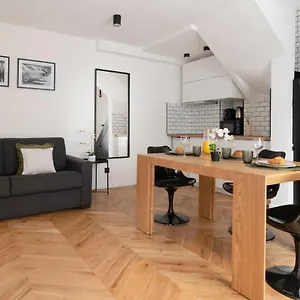 https://maisonnette-in-the-heart-of4p1br-nation.fr-paris.fr